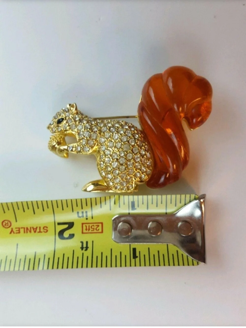 Swarovski Rhinestone & Amber Lucite Squirrel Nolan Miller Brooch Pin - Picture 8 of 10